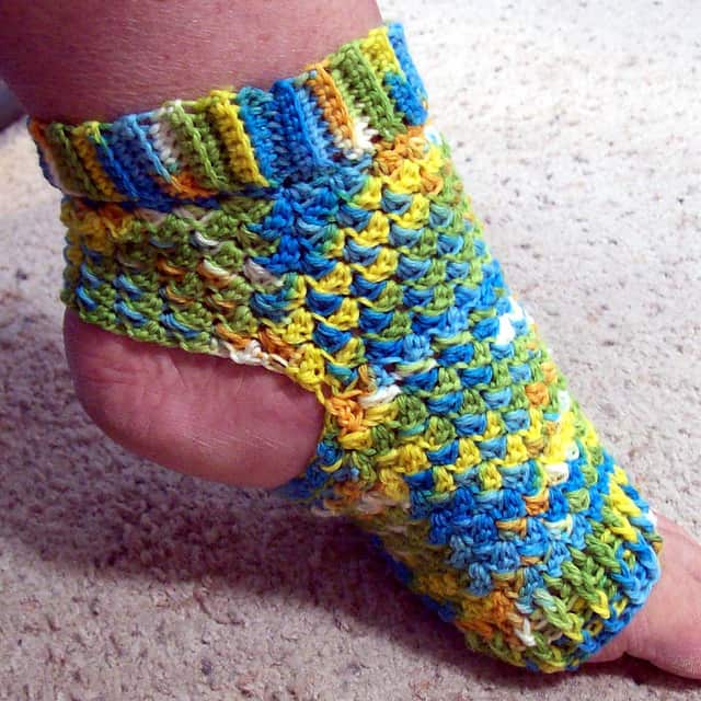 Crochet flip hot sale flop socks