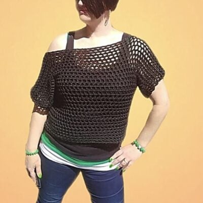 black crochet mesh tee crochet crop top pattern on woman with yellow background