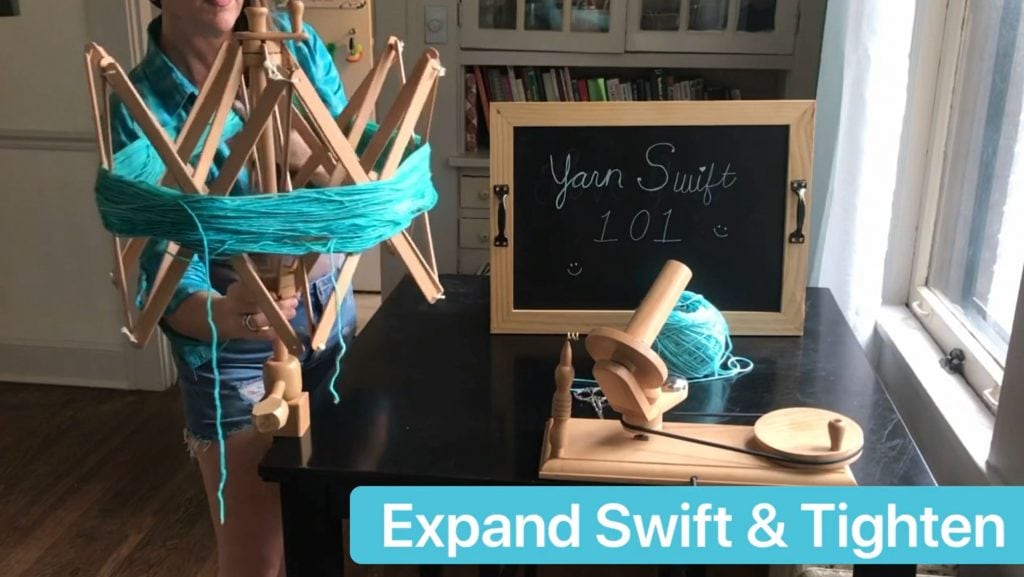 Yarn Ball Winder Expand the Swift