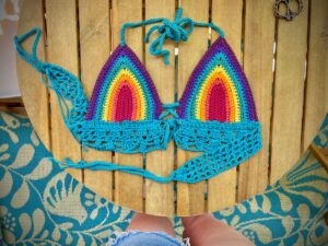 Crochet-Bikini-Free-Pattern-Rainbow-1-1