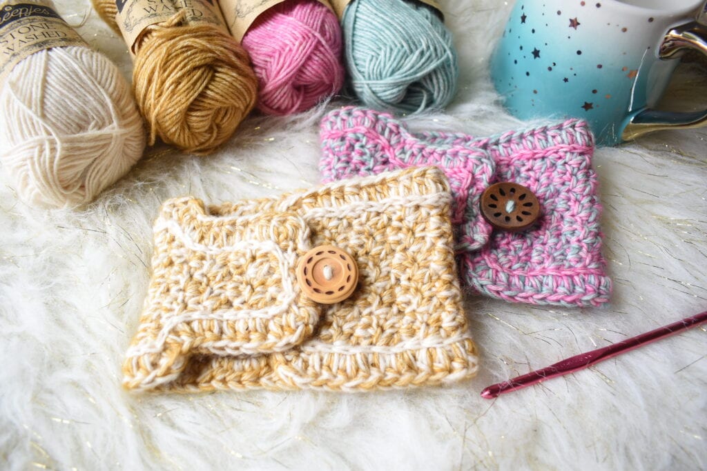 Quick Beginner Crochet Coffee Cozy Free Pattern - Stardust Gold Crochet