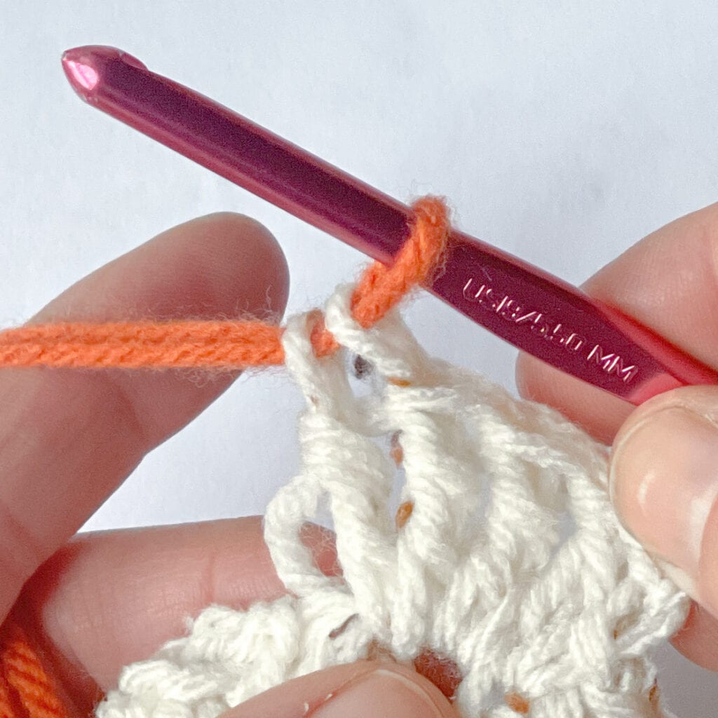 crochet pumpkin stitch tutorial (step 2)