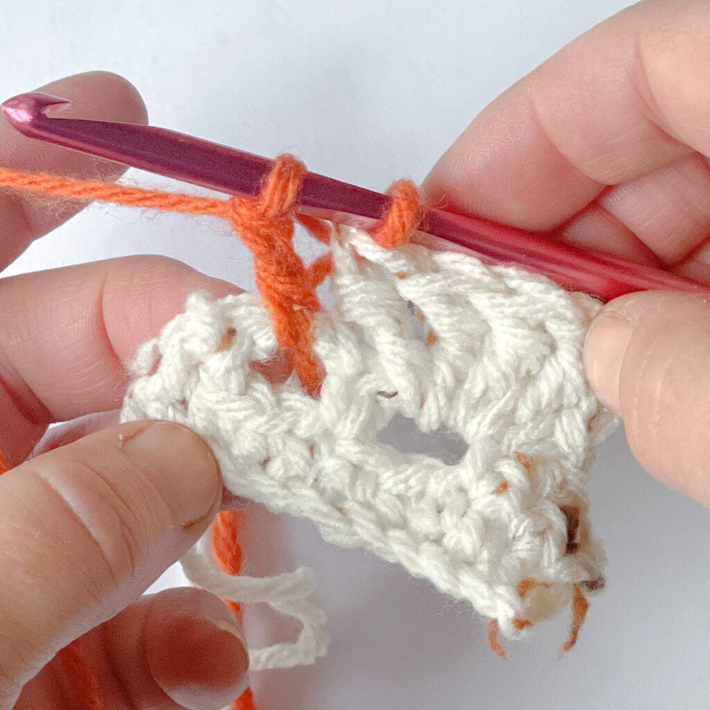 crochet pumpkin stitch tutorial (step 3b)