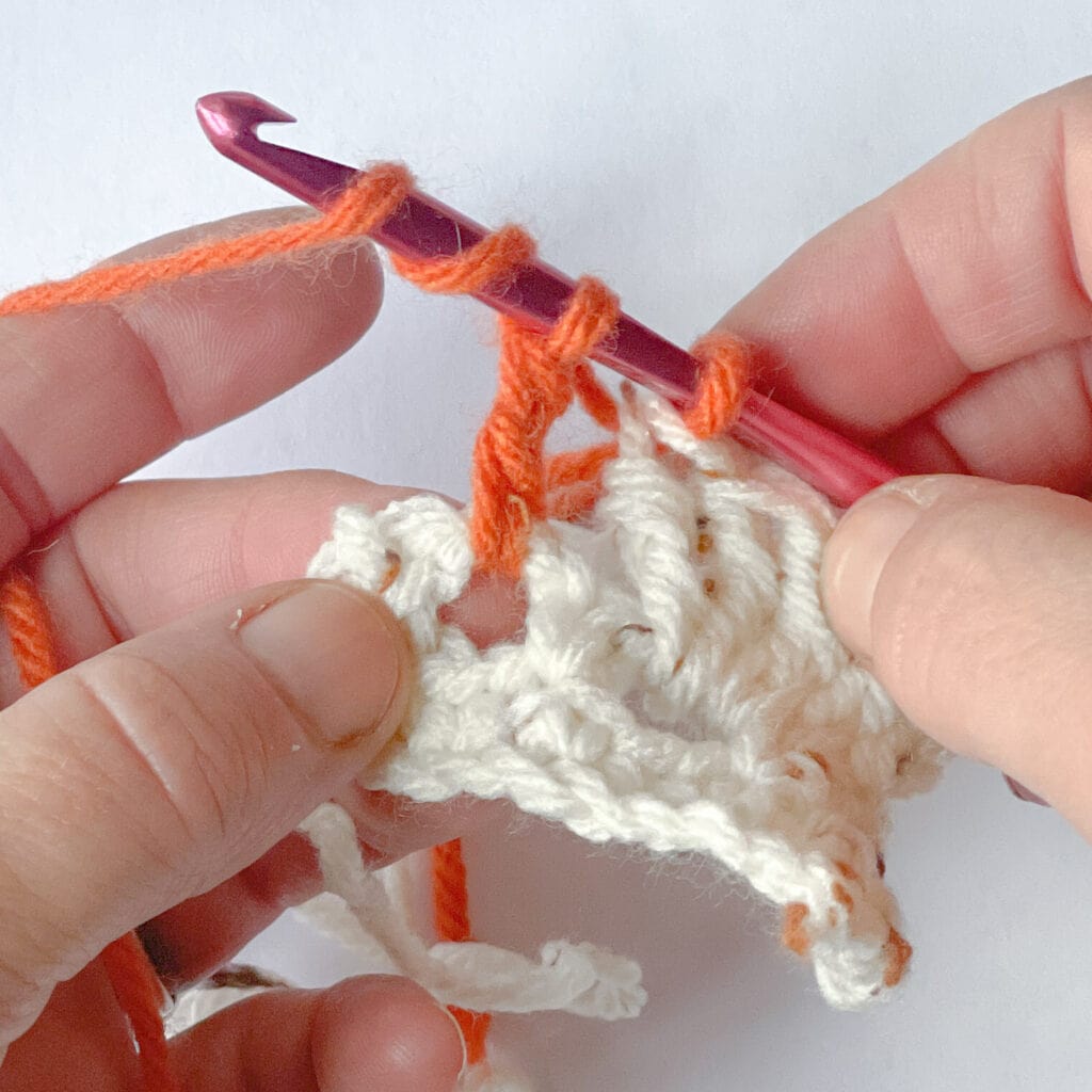 crochet pumpkin stitch tutorial (step 4)