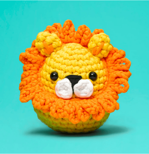 lion crochet kit by the woobles