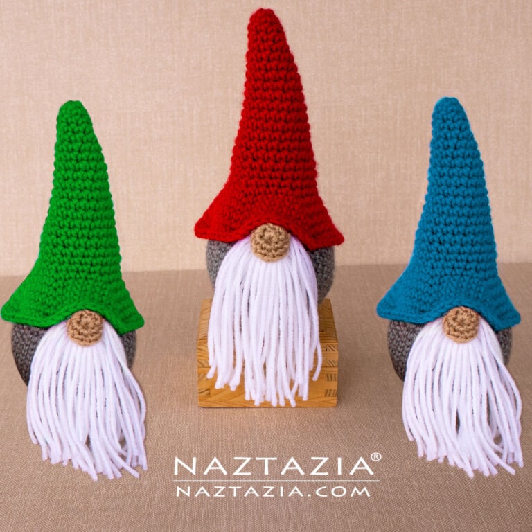 15 Free Christmas Crochet Gnome Patterns You Will Love - Stardust Gold ...
