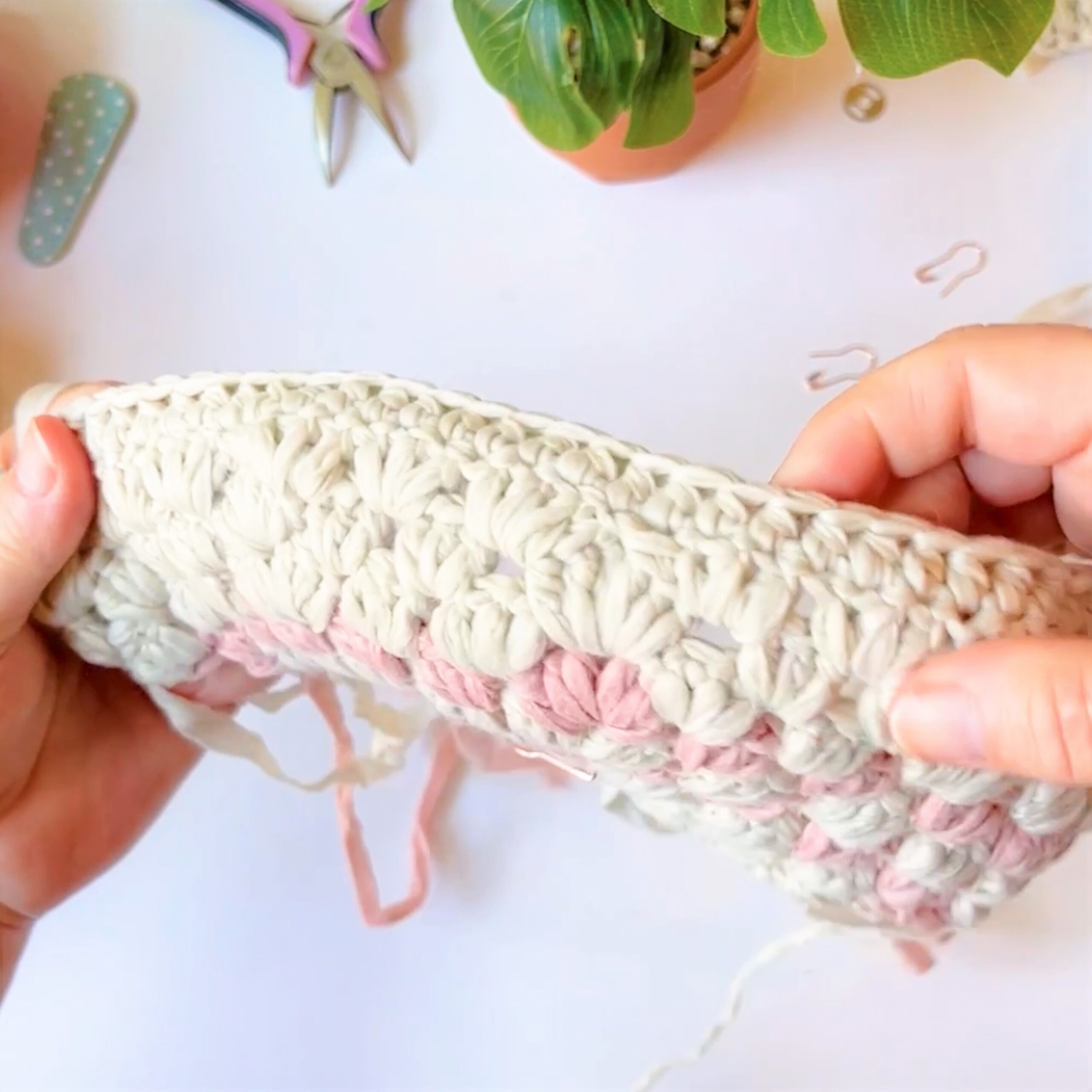 how to crochet a crossbody bag-17