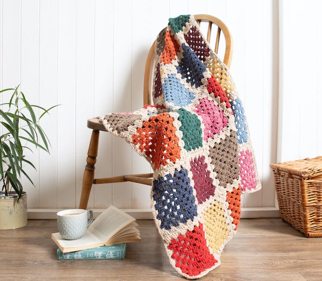 25 Easy Crochet Blanket Kits For Beginners Stardust Gold Crochet