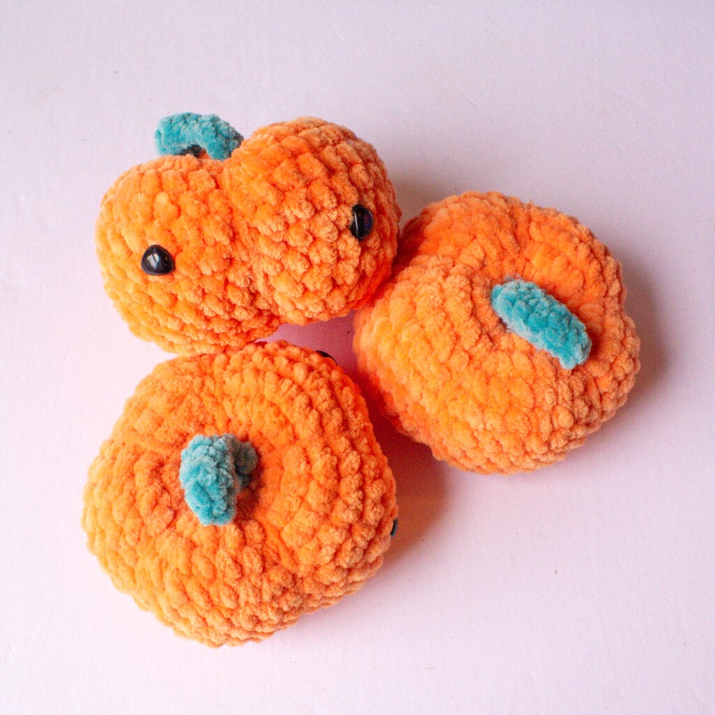 3 cute amigurumi crochet pumpkin patterns